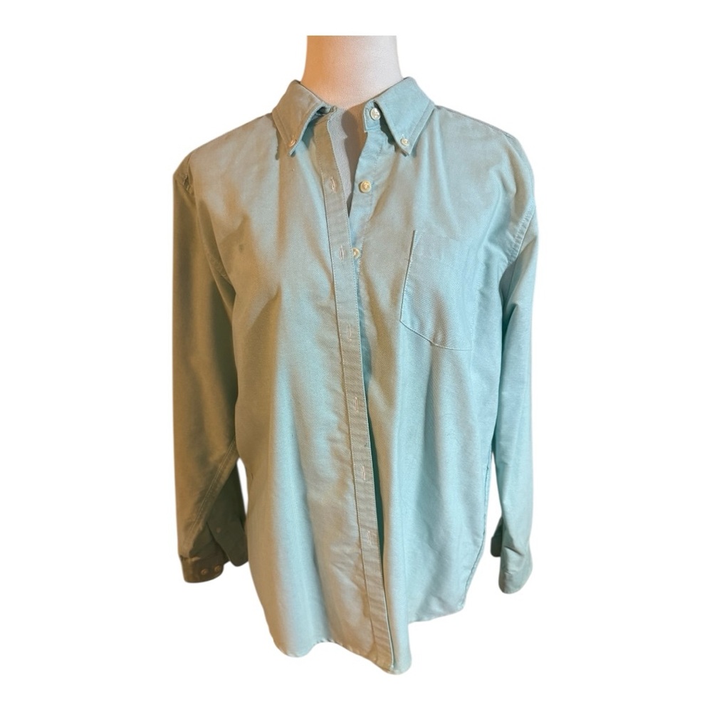 Cabin Creek Pale Blue Button-Up Shirt Wrinkle Free and Stain Release Fabric